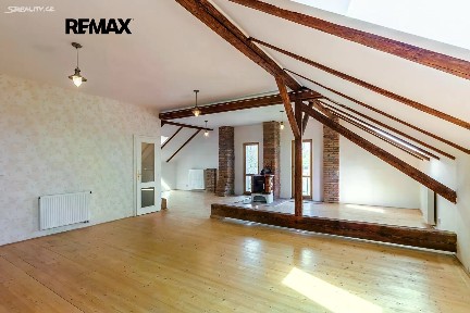 Prodej vily 403 m², pozemek 1389 m² Za drahou, Praha - Hostivař