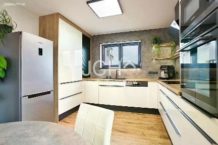 Prodej rodinného domu 102 m², pozemek 710 m² Újezd