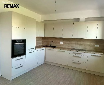 Pronájem bytu 3+kk 98 m²