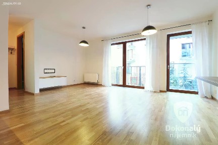Pronájem bytu 2+kk 56 m² Vršovická, Praha - Vršovice