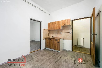 Pronájem bytu 1+1 41 m²
