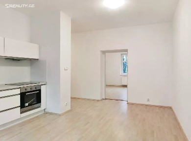 Pronájem bytu 2+1 85 m² Nemocniční, Ostrava - Moravská Ostrava
