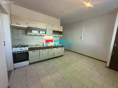 Pronájem bytu 3+1 80 m² Petra Křičky, Ostrava - Moravská Ostrava