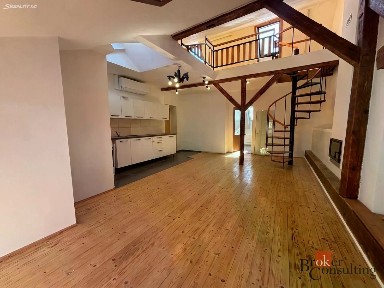 Pronájem bytu 2+kk 67 m²