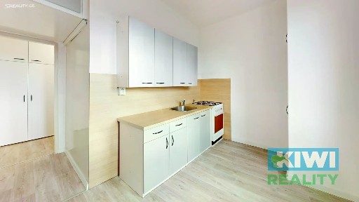 Pronájem bytu 2+1 56 m² Sokolovská, Ostrava - Poruba