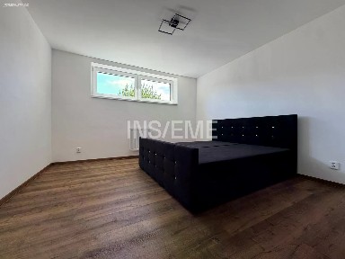 Pronájem bytu 3+kk 83 m² Boleradice