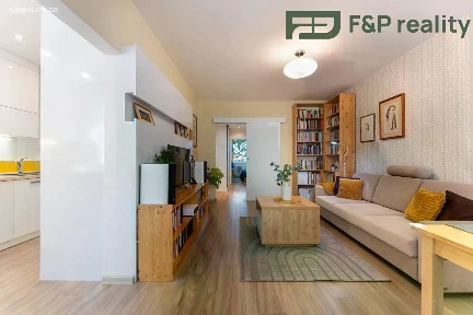 Prodej bytu 3+1 72 m² Vajdova, Praha - Hostivař
