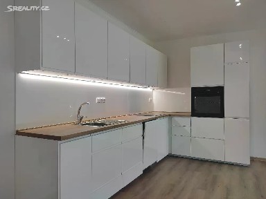 Prodej bytu 2+kk 70 m² Okrajová, Hlučín
