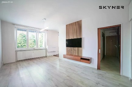 Ústí nad Labem, Bukov, 17. listopadu