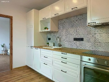 Pronájem bytu 1+1 36 m² třída SNP, Hradec Králové - Slezské Předměstí