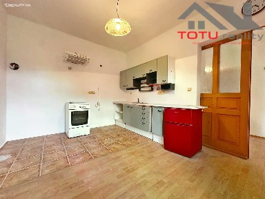 Pronájem bytu 2+1 60 m² Svat. Čecha, Jaroměř - Pražské Předměstí