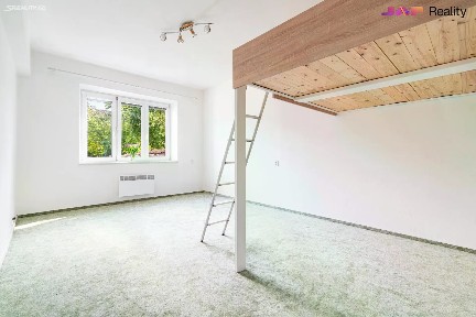 Prodej bytu 2+1 46 m² Mathonova, Brno - Černá Pole