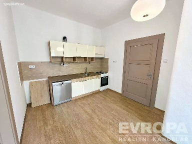 Pronájem bytu 2+kk 56 m² Stehlíkova, Plzeň - Jižní Předměstí