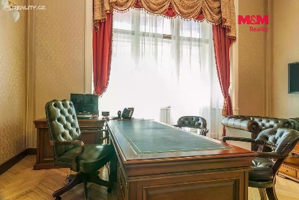 Prodej kanceláře 664 m² Praha - Smíchov