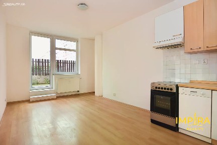 Prodej bytu 2+kk 45 m² Trnkovo náměstí, Praha - Hlubočepy