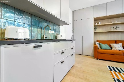 Prodej bytu 1+kk 26 m² Branická, Praha - Braník