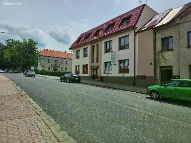Prodej rodinného domu 270 m², pozemek 162 m²