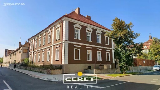 Prodej komerční nemovitosti 3500 m²