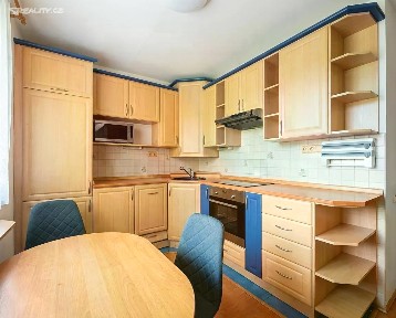 Prodej bytu 4+1 88 m² Zvonařova, Lovosice