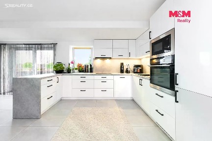 Prodej bytu 2+kk 106 m² Hutařova, Brno - Královo Pole