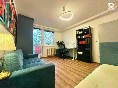 Olomouc, Povel, Heyrovského, 3