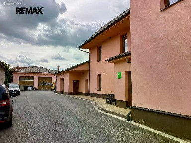 Prodej komerční nemovitosti 344 m² Zaječice