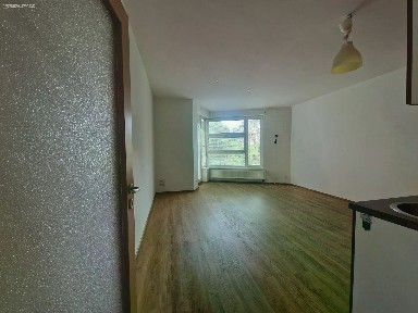 Praha, Praha 9, Vysočany, Poděbradská