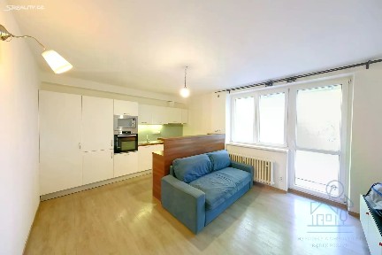 Pronájem bytu 3+kk 65 m² Poděbradská, Praha - Hloubětín