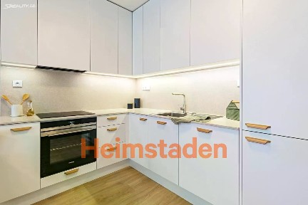 Pronájem bytu 2+kk 55 m² Vrbenského, Praha - Holešovice