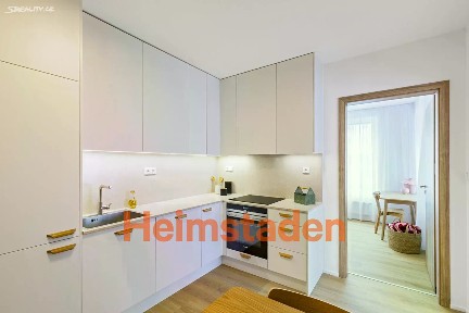 Praha, Praha 7, Holešovice, U Pergamenky, 11a