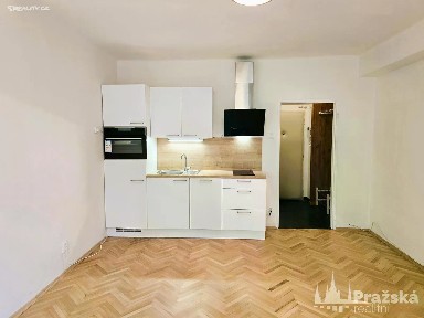 Pronájem bytu 1+kk 25 m² Perunova, Praha - Vinohrady