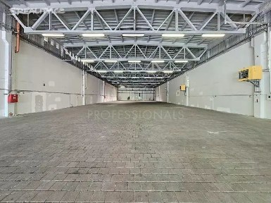Pronájem skladového prostoru 1463 m²