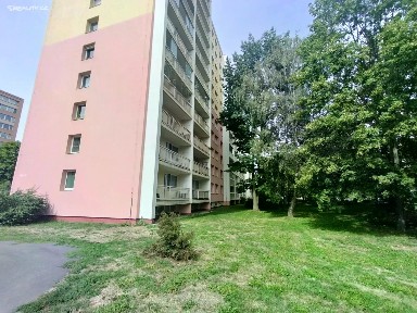 Prodej bytu 1+kk 30 m² kpt. Bartoše, Pardubice - Polabiny