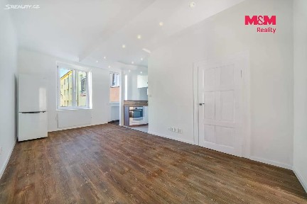 Pronájem bytu 2+kk 57 m² Vrchlického, Plzeň - Jižní Předměstí