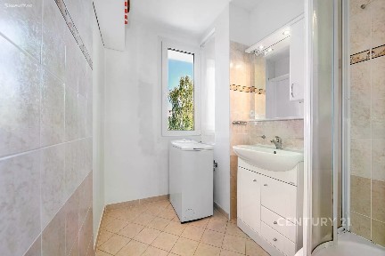 Pronájem bytu 3+1 64 m² Spolková, Plzeň - Lobzy