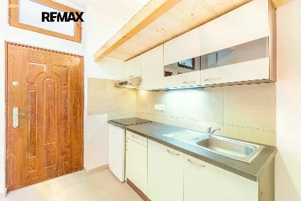 Prodej obchodního prostoru 19 m² Mošnova, Praha - Smíchov