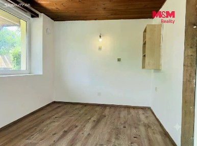 Pronájem chaty 22 m², pozemek 375 m² Pardubice - Bílé Předměstí