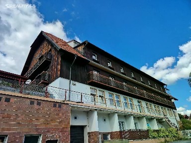 Pronájem bytu 3+kk 102 m² Olešná