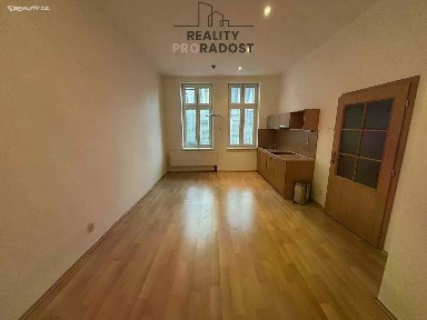 Pronájem bytu 1+kk 46 m² Reální, Ostrava - Moravská Ostrava