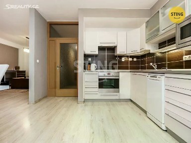 Pronájem bytu 3+kk 97 m² U Soudu, Ostrava - Poruba