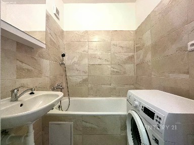 Pronájem bytu 2+1 56 m² Jurkovičova, Brno - Lesná