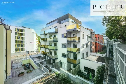 Prodej bytu 2+kk 39 m² Plzeňská, Praha - Smíchov