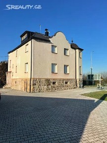Prodej ubytovacího zařízení 184 m²