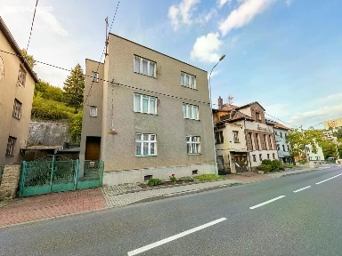 Mladcovská, Zlín