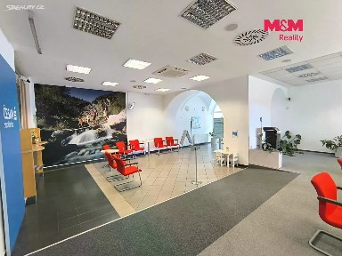 Pronájem obchodního prostoru 524 m²