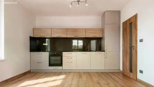 Pronájem bytu 2+kk 57 m² Na Spravedlnosti, Pardubice - Zelené Předměstí