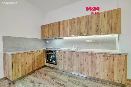 Prodej činžovního domu 218 m²
