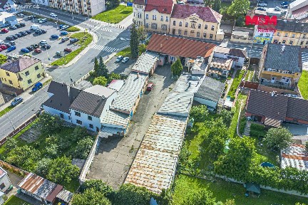 Pronájem obchodního prostoru 890 m²