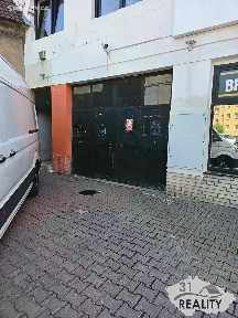 Pronájem skladového prostoru 160 m²