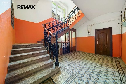 Prodej bytu 4+1 80 m² Raisova, Karlovy Vary